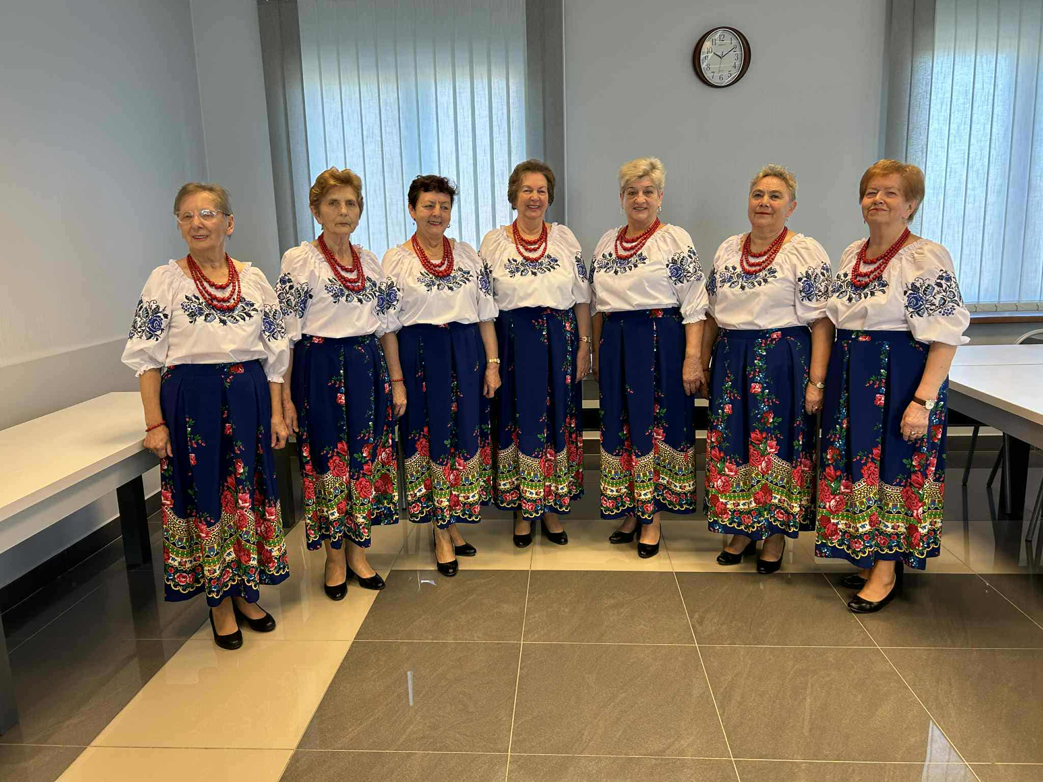 Bluzka_kr&oacute;tki_rękaw_I_grupa