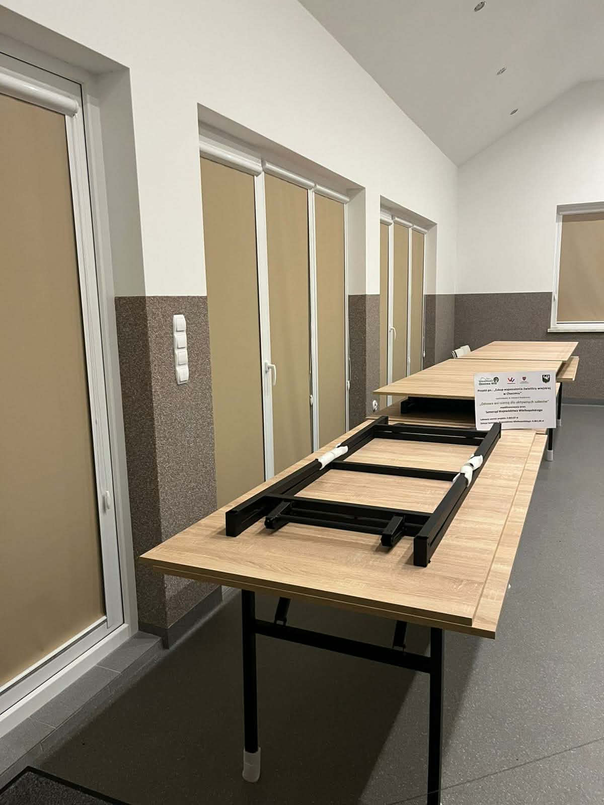 Chocim_rolety_i_stoły