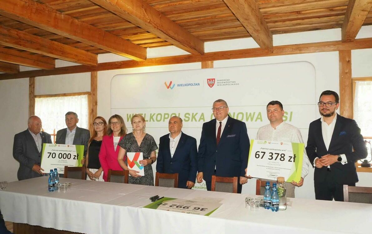 Podpisanie umów dotacyjnych w ramach XIV edycji konkursu "Pięknieje wielkopolska wieś"